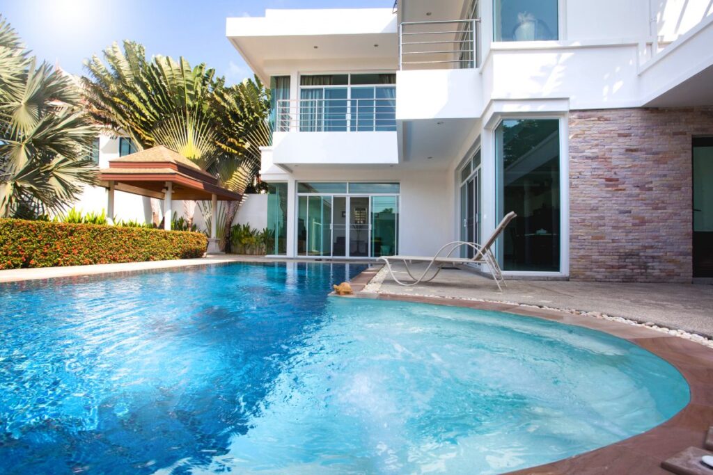 Marco Island’s Best Pool & Patio